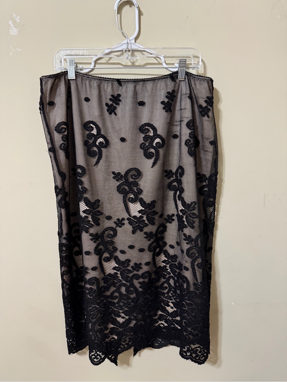 Lane Bryant Black Lace Overlay Pencil Skirt midi 18 formal prep chic euc